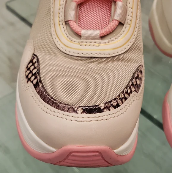 EUC- Michael Kors Olympia mixed media baby pink platform sneakers - Picture 3 of 14